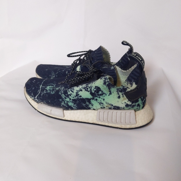 🌿ADIDAS NMDR1 SNEAKERS🌿 - Picture 7 of 9